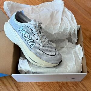 Hoka Mach X 2 Running Shoes - women’s size 9/9.5